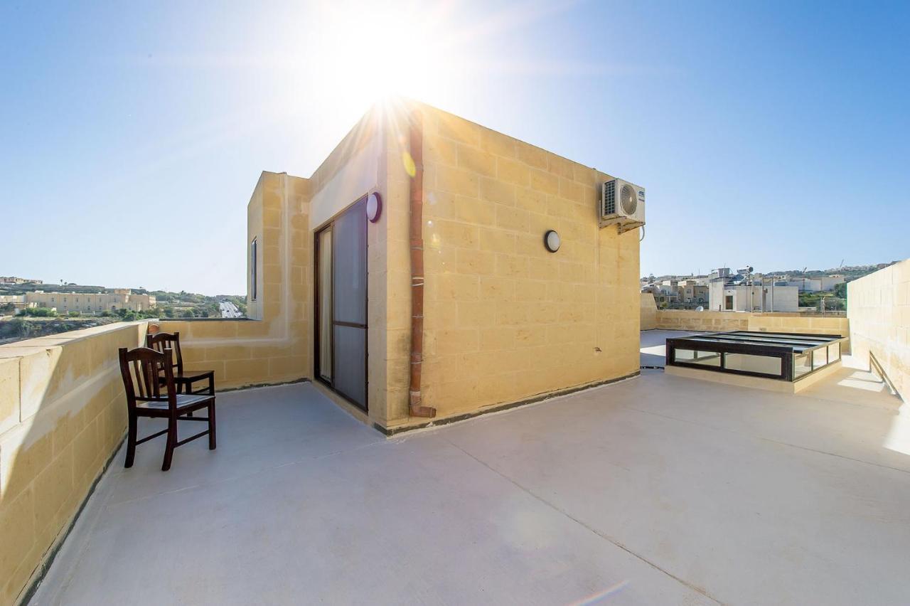 The Harbour Holiday Home Għajnsielem Exteriör bild