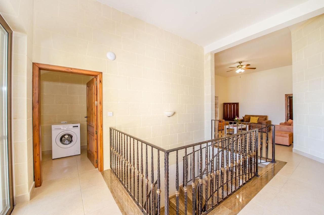 The Harbour Holiday Home Għajnsielem Exteriör bild